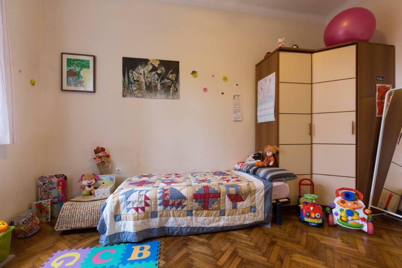 Central, Fully Equipped 2 Bedroom Flat Рийека Екстериор снимка